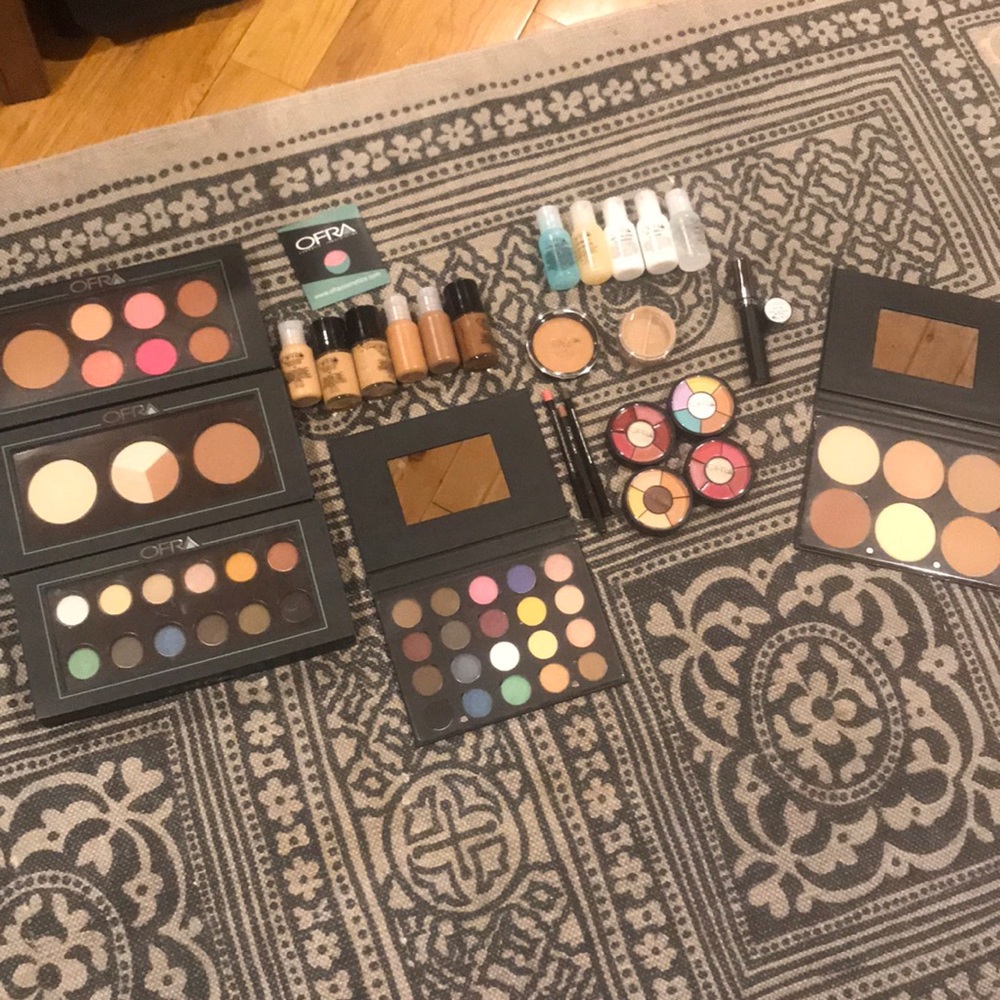 Makeup Bundle OFRA